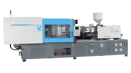 What should be paid attention to before starting or stopping the injection molding machine?